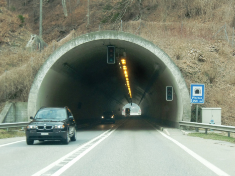 Plazzas Tunnel