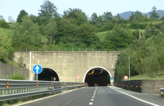 Montelungo Tunnel southern portals