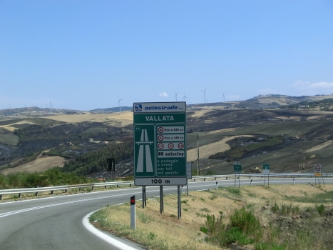 A 16 Motorway (Italy), Vallata exit ramp