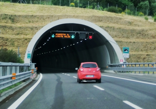 Buttoli Tunnel southern portal