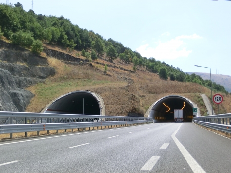 Tunnel Campotenese