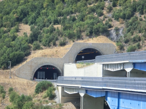 Cillarese Tunnel eastern portal and Rago viaducts