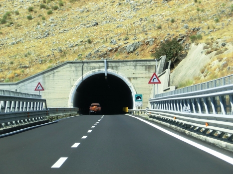 Colle Vaccaro Tunnel southern portal