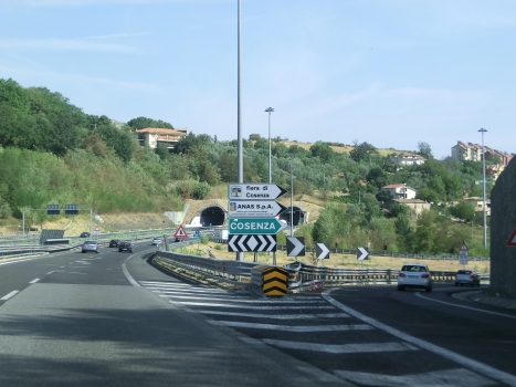 Serra Spiga Tunnel southern portals and Cosenza exit
