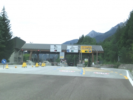 A 23 Motorway (Italy): Pontebba toll station