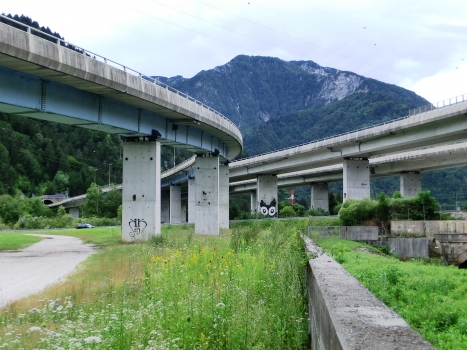 Pontebba Viaduct: On the left, Pontebba Tunnel northern portal