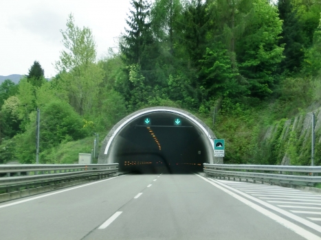 Tunnel de Cave Ovest