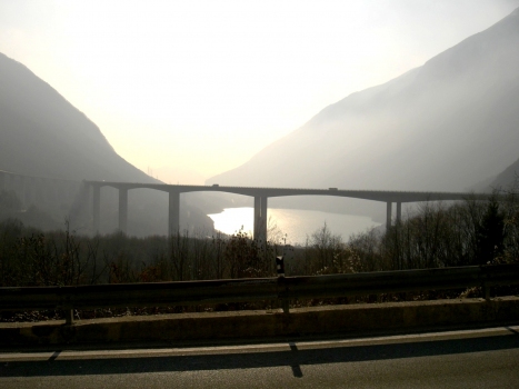 Fadalto Ovest Viaduct