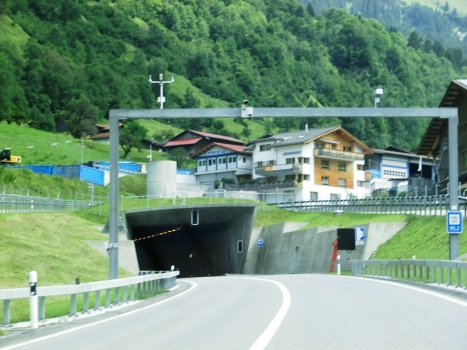 Saaser Tunnel