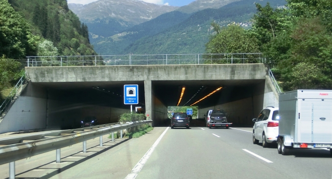 Gribbiasca tunnel southern portals