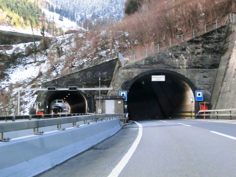 Tunnel d'Intschi II