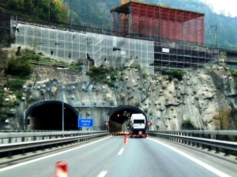Intschi 2 Tunnel southern portal
