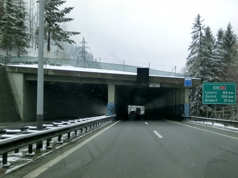 Schoni Tunnel southern portal
