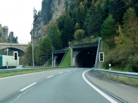 Stalvedro Tunnel northern portals