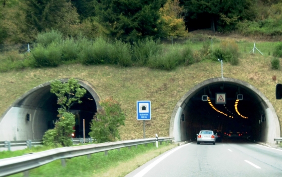 Stalvedro Tunnel southern portals