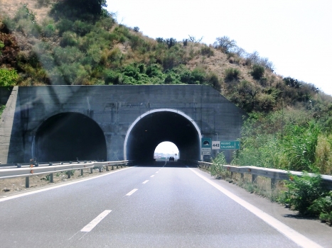 Pentimele Tunnel northern portals