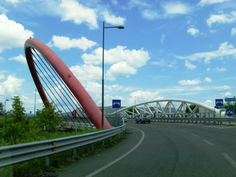 Ostbrücke am Kreisverkehr von Gorizia