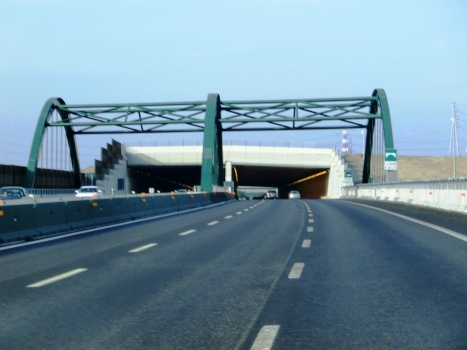 Naviglio Grande Bridge and Bernate Tunnel western portals