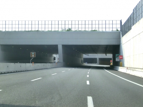 M2 Tunnel northern portals