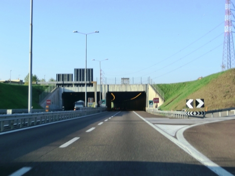 Montegrappa Tunnel eastern portals