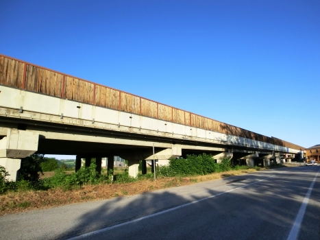 Autobahnbrücke Lesegno