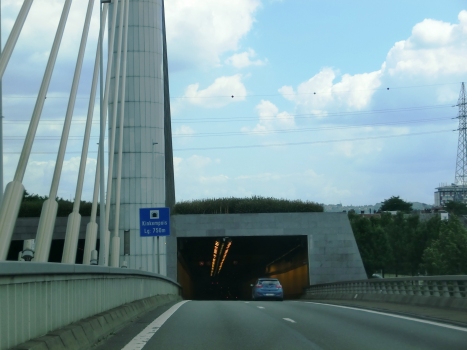 Tranchée couverte de Kinkempois western portals and Pont du Pays de Liège