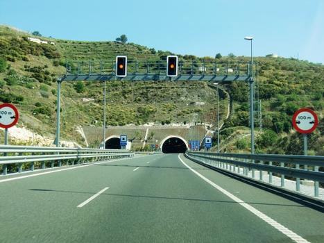 Calaceite tunnel western portals