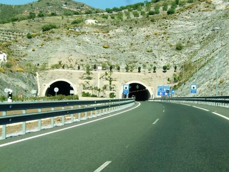 Cantalobos tunnel western portals