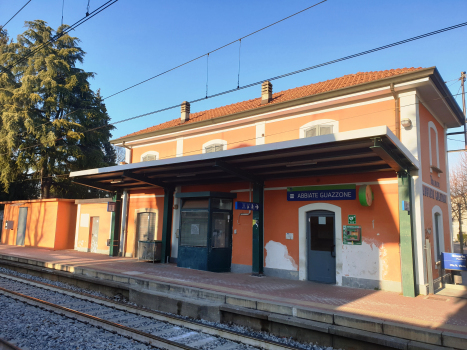 Abbiate Guazzone Station