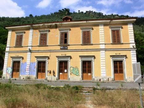 Bahnhof Airole