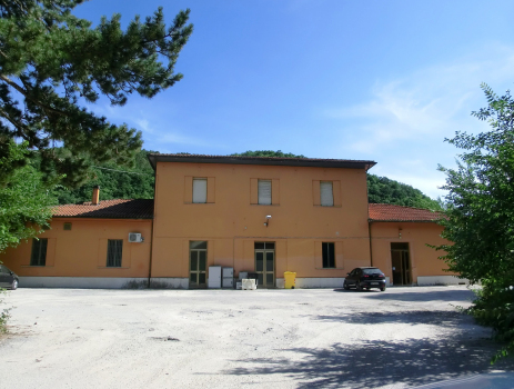 Albacina Station