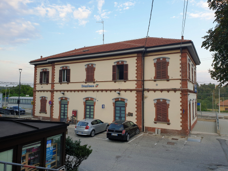 Albizzate-Solbiate Arno Station