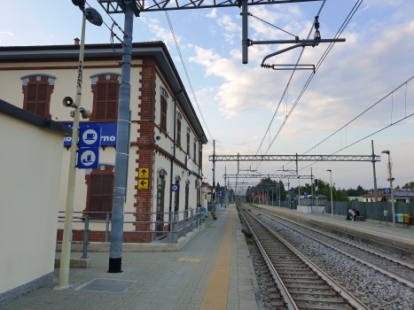 Albizzate-Solbiate Arno Station