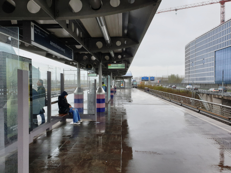 Metrobahnhof Amstelveenseweg