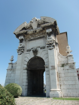 Porta Pia (Ancona), southern face