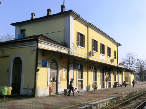 Gare de Asola