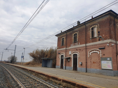 Balzola Station