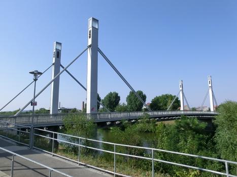 Löwenbrücke