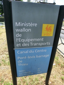 Pont levis Barrage de Thieu