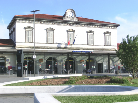 Bahnhof Bergamo