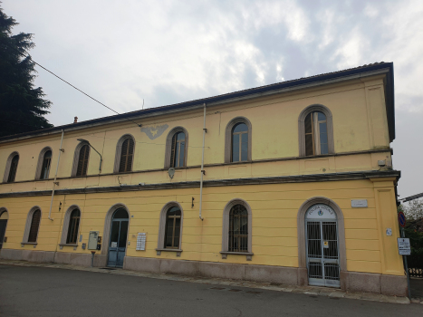 Bahnhof Besozzo