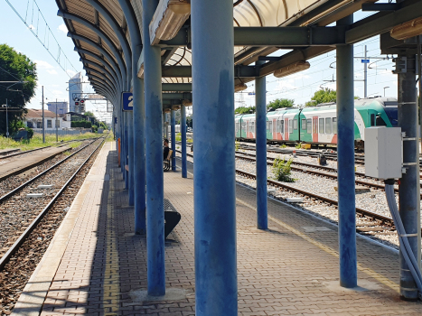 Bahnhof Bologna Roveri
