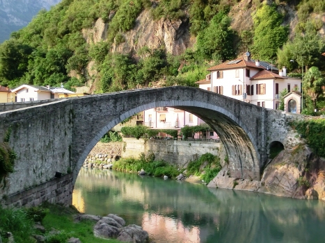 Alte Ogliobrücke Montecchio