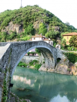 Alte Ogliobrücke Montecchio