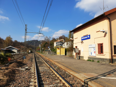 Bahnhof Bolzano Novarese