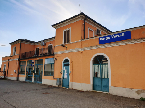 Borgo Vercelli Station