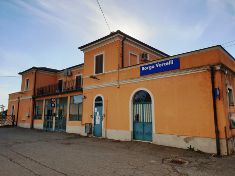 Borgo Vercelli Station