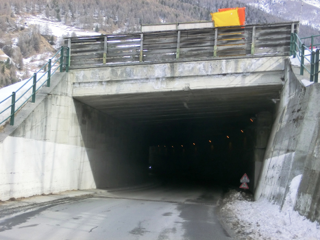 Tunnel de Pista Stelvio