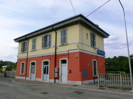 Bahnhof Bornato Calino