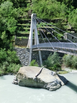 Bourg cable-stayed footbridge